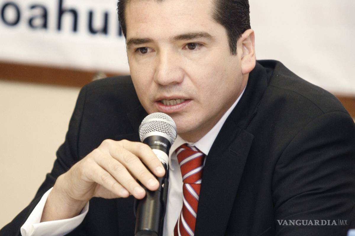 Difieren, por décima ocasión, amparo para ex tesorero de Coahuila acusado de saquear el Estado