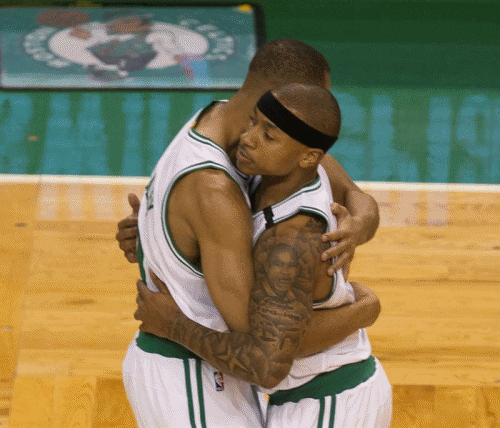 $!Emociona Isaiah Thomas a la NBA tras la muerte de su hermana