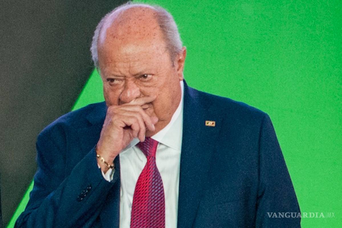 Denuncias de trabajadores disidentes de Pemex contra Romero Deschamps quedaron arrumbadas en los gobiernos de Fox, Calderón y Peña Nieto