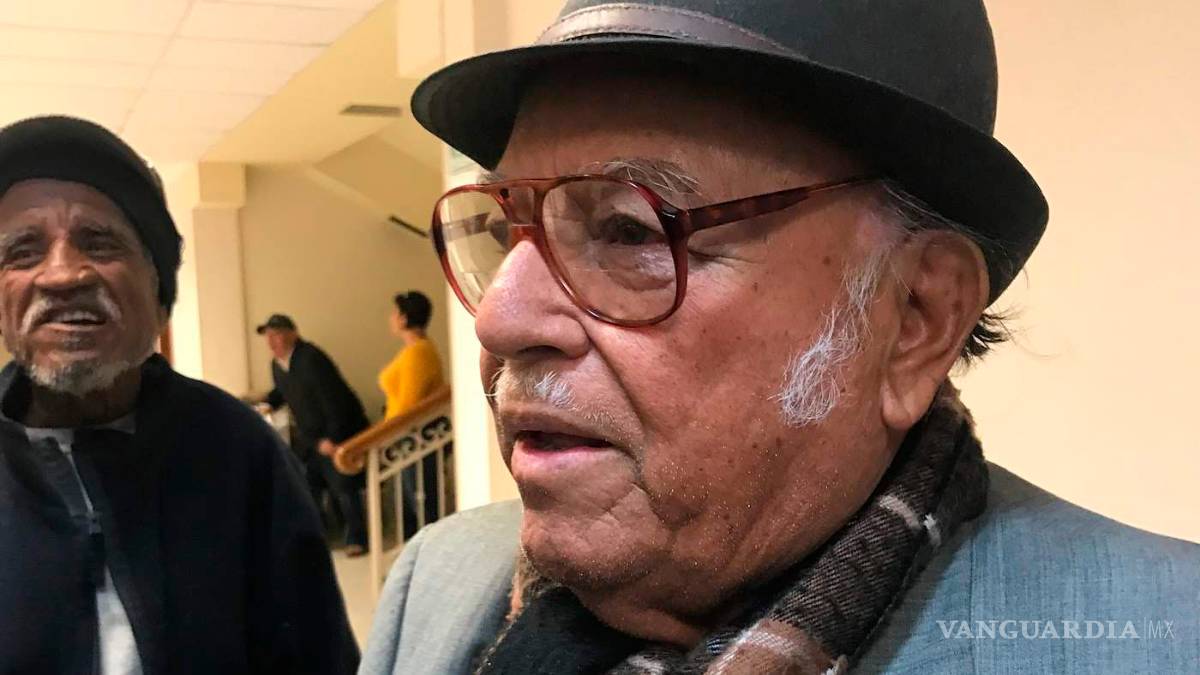 Presenta Morena a su líder en Coahuila