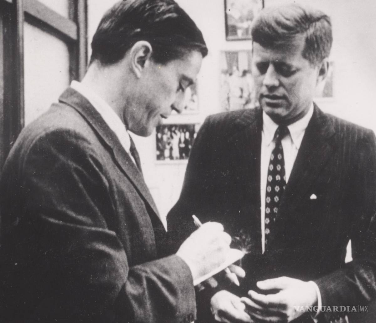 $!HBO presenta documental sobre Ben Bradlee, el hombre que interpreta Tom Hanks en 'The Post'