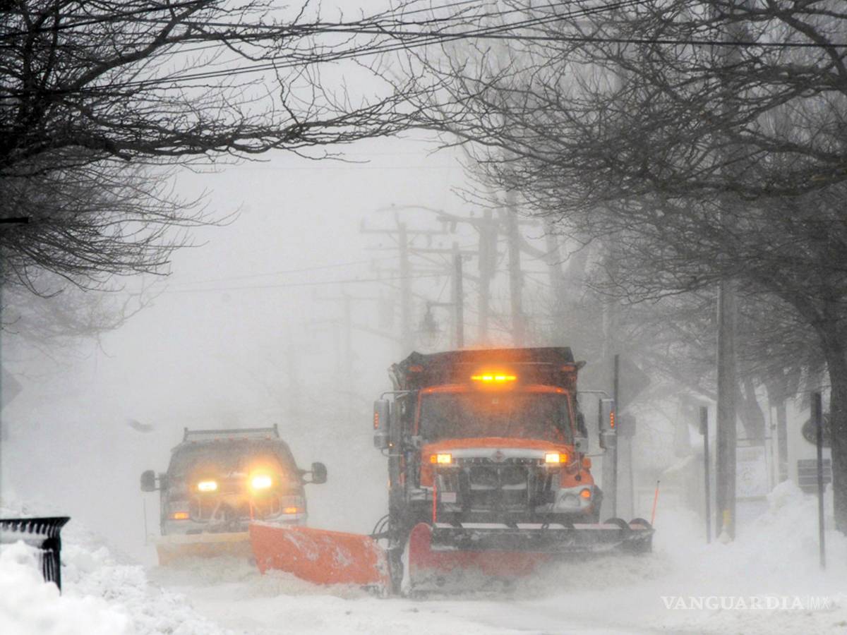 $!Segunda tormenta invernal golpea a EU