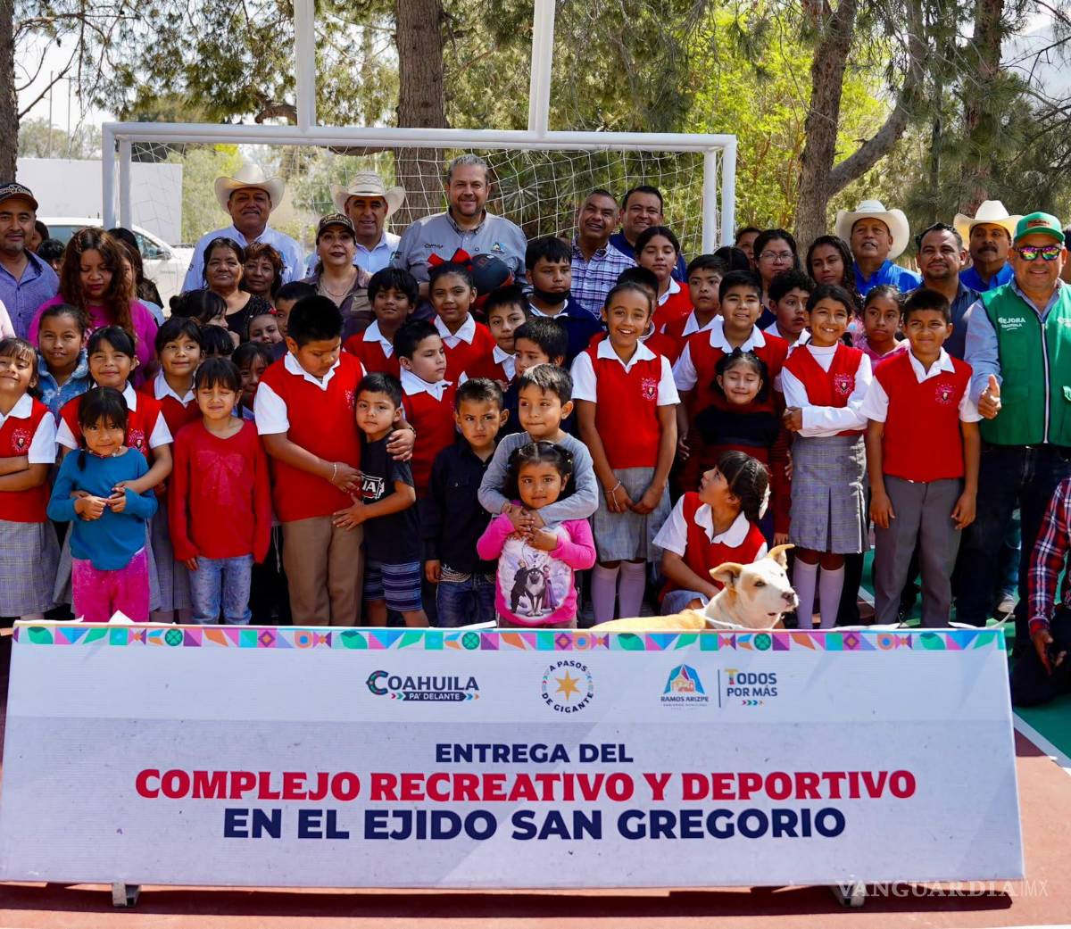 $!Las obras buscan ofrecer espacios dignos para la convivencia y recreación de las familias de Ramos Arizpe.