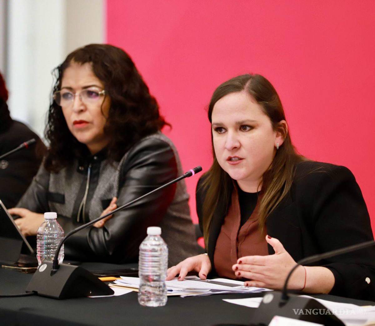 $!Alejandra Gutiérrez Rodríguez, directora de Atención Ciudadana, informó que han sido atendidos 60 mil reportes ciudadanos a través de la línea 072.