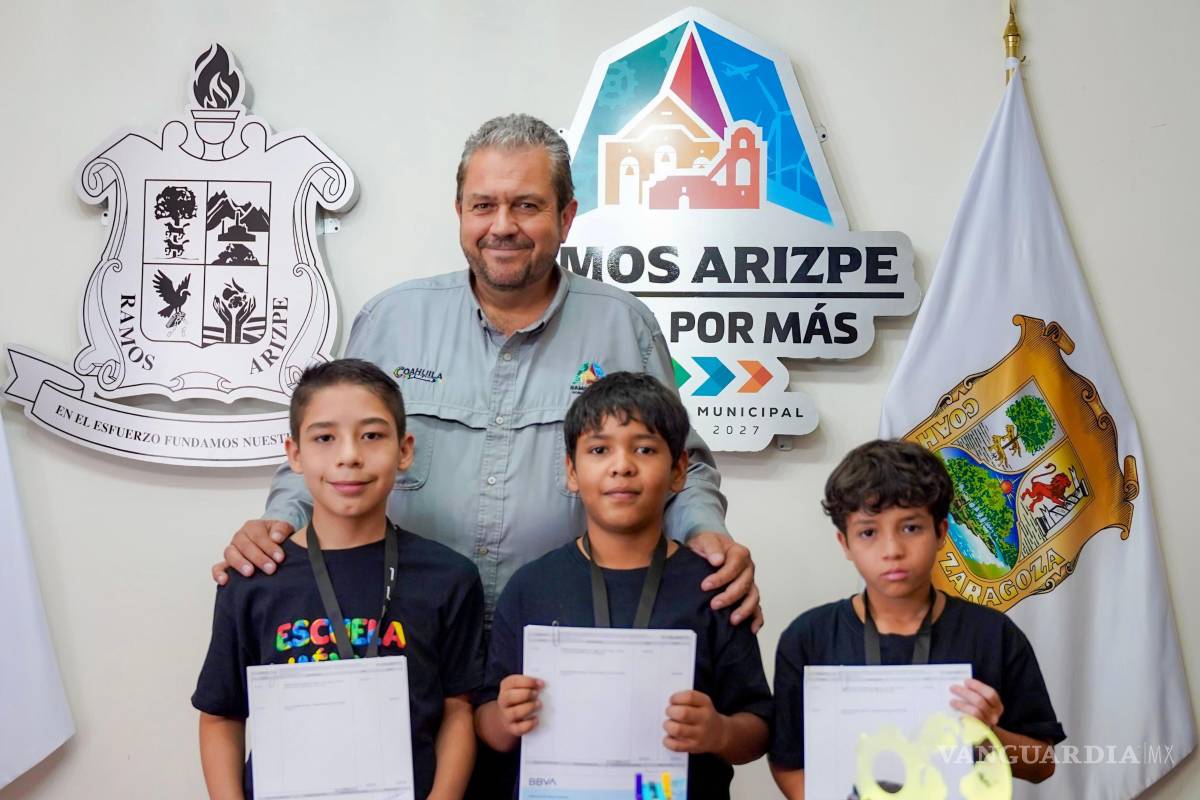 Respalda Tomás Gutiérrez a jóvenes de Ramos Arizpe que representarán a México en Panamá