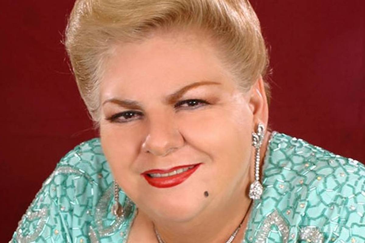 Paquita la del Barrio hospitalizada, pero fuera de gravedad