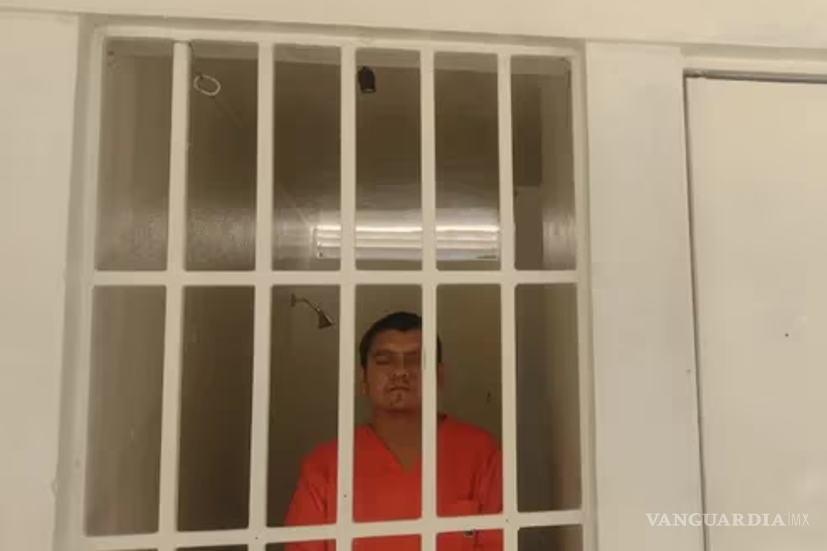 $!El acusado, acompañado de su defensa legal, escuchó la imputación de la fiscalía, pero solicitó más tiempo para preparar su defensa