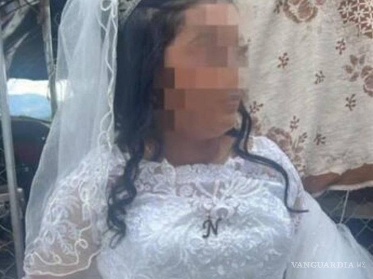 $!Vestida de novia y antes de casarse capturan a presunta extorsionadora, el novio huyó
