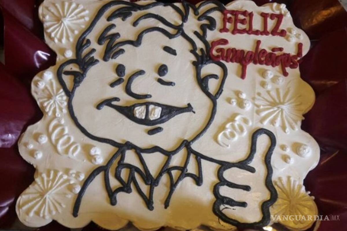 Enloquecen en redes por cumpleaños 66 de AMLO, entre memes y dedicatorias: #FelizCumpleañosAMLO