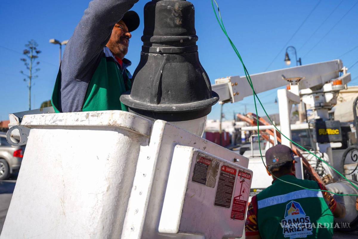 $!La atención a reportes ciudadanos ha permitido mantener en funcionamiento la infraestructura de iluminación en colonias y vialidades de Ramos Arizpe.
