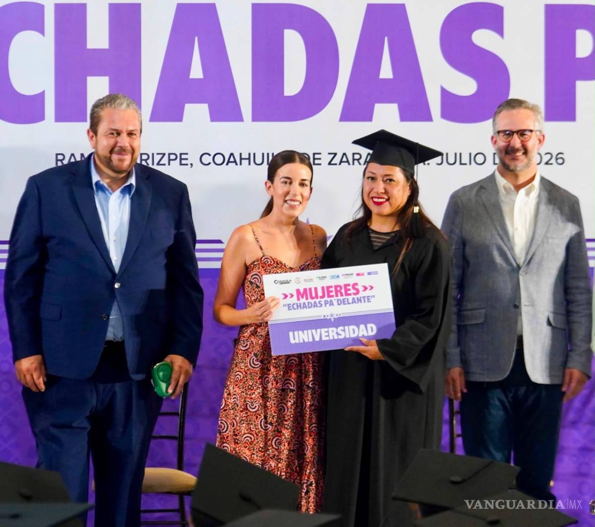 $!El programa Mujeres Echadas pa’ delante permitió que 270 personas concluyeran sus estudios de preparatoria.