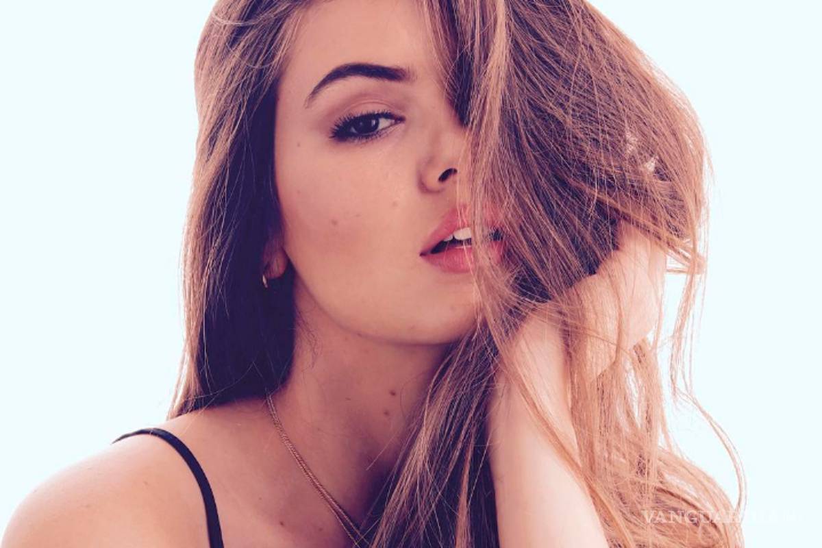 Actriz en TV Azteca se desnuda sin censura en telenovela