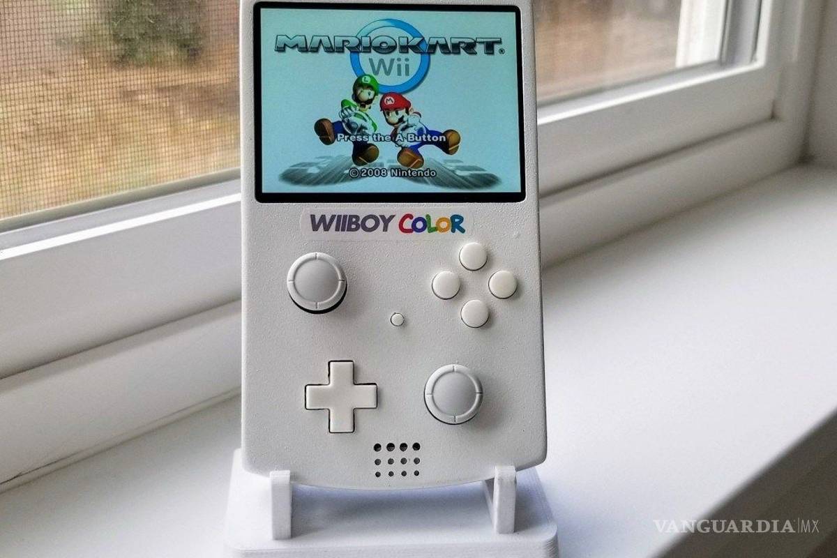 Crean un Wii portátil parecido a un Game Boy Color