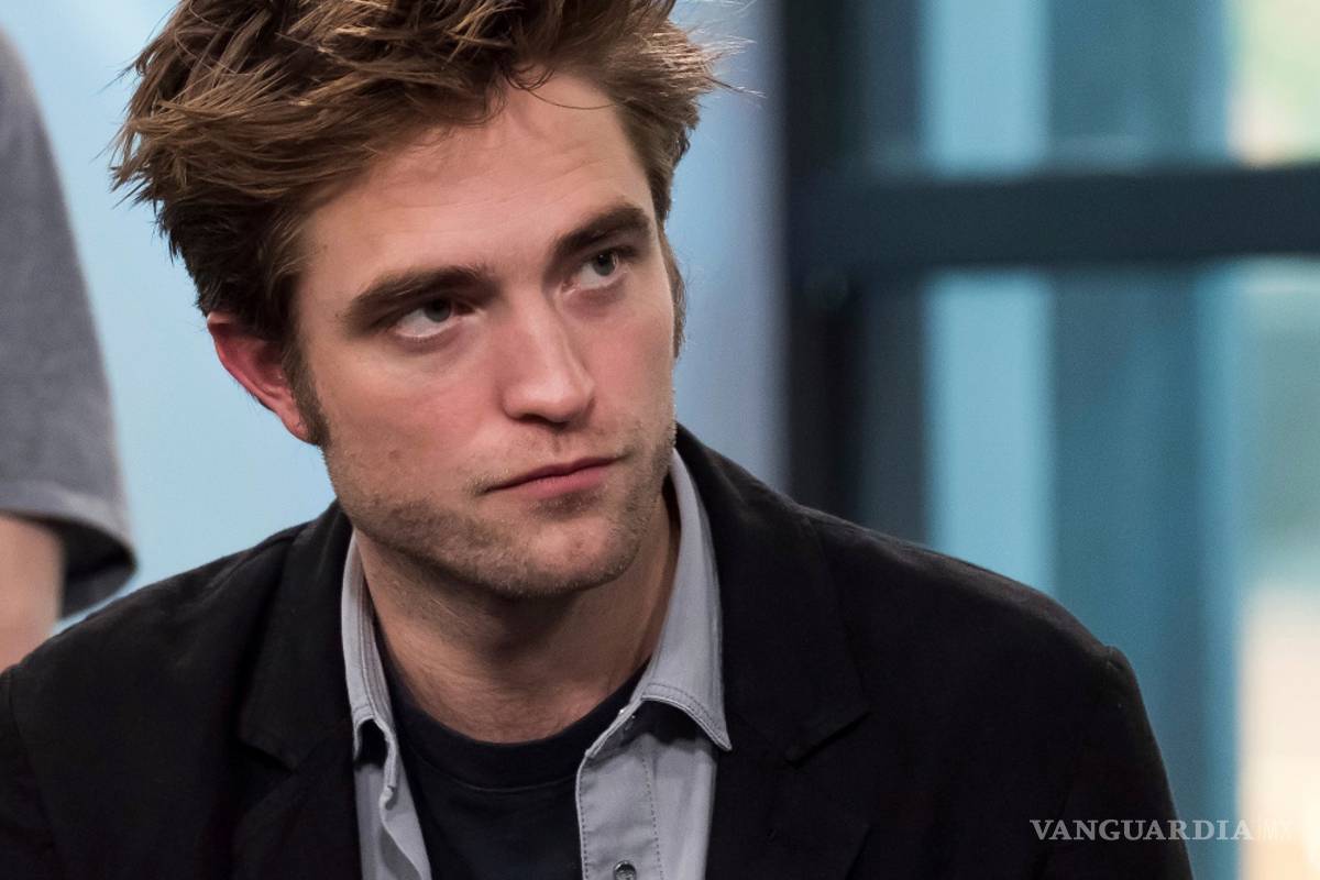 Robert Pattinson vive una pesadilla por un &quot;hot dog&quot; en Nueva York