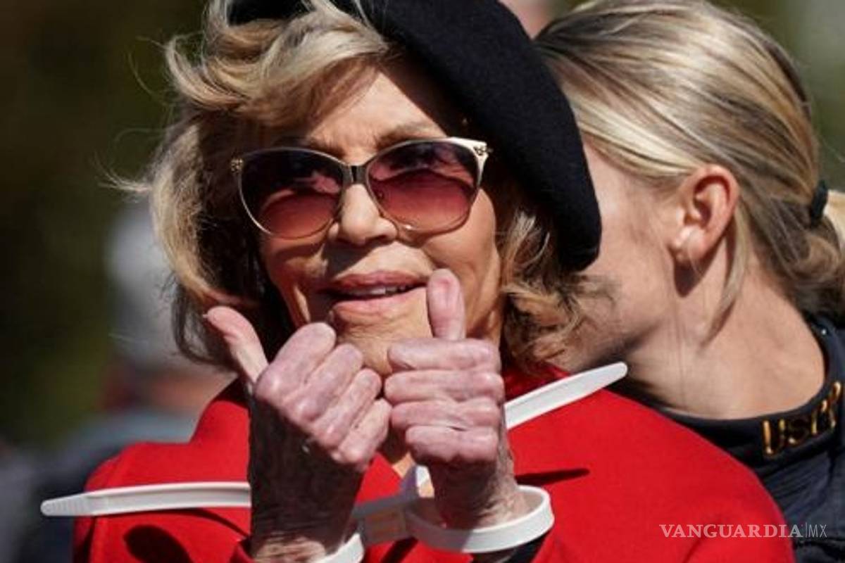 Detienen a Jane Fonda por segunda vez en protesta contra la crisis climática
