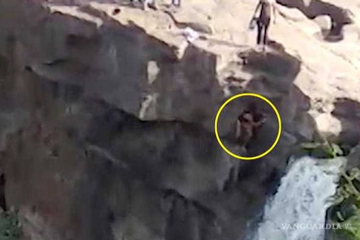 'Selfie' le arrebata la vida a hombre en las cataratas Gokak