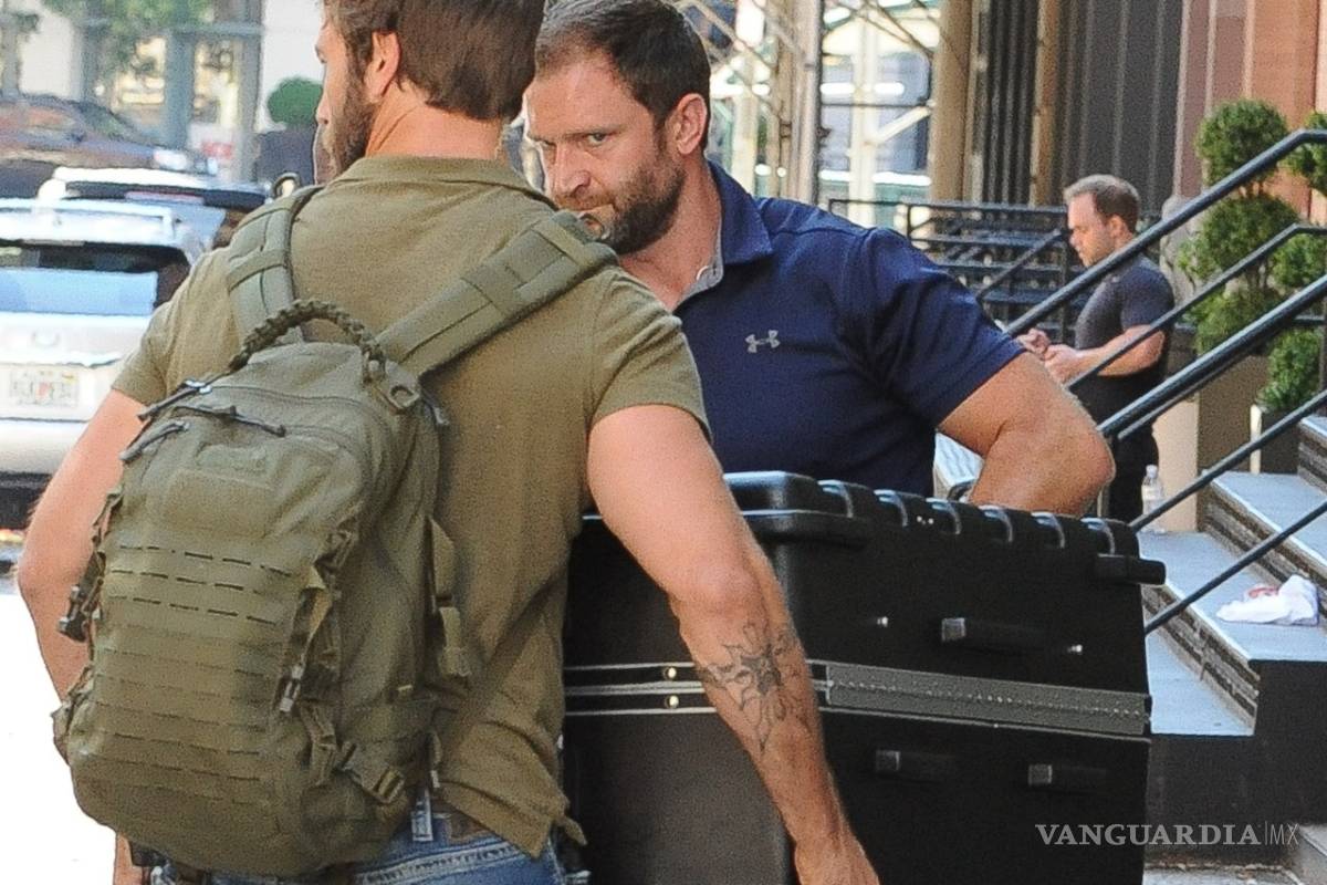 $!Taylor Swift se transportaba en una maleta gigante para evitar a los paparazzi