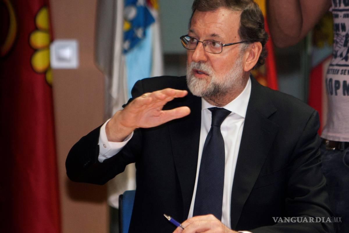 Mariano Rajoy pide a Carles Puigdemont que actúe “con sensatez&quot;