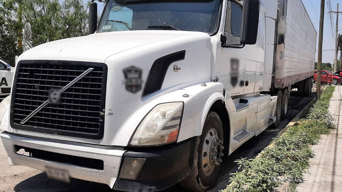 Por transportar ilícitamente a 42 extranjeros dan 16 años de cárcel a un hombre, en NL