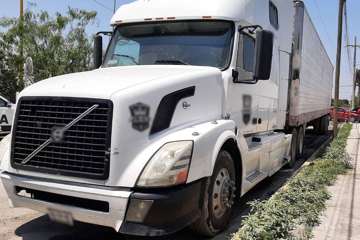 Por transportar ilícitamente a 42 extranjeros dan 16 años de cárcel a un hombre, en NL