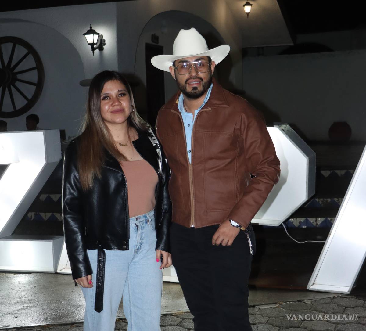$!Edgar Ramírez y Sarahí Martínez.