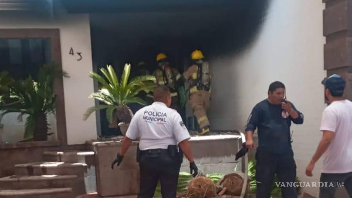 Explosión en fraccionamiento San Luciano, en Torreón, deja seis lesionados (video)