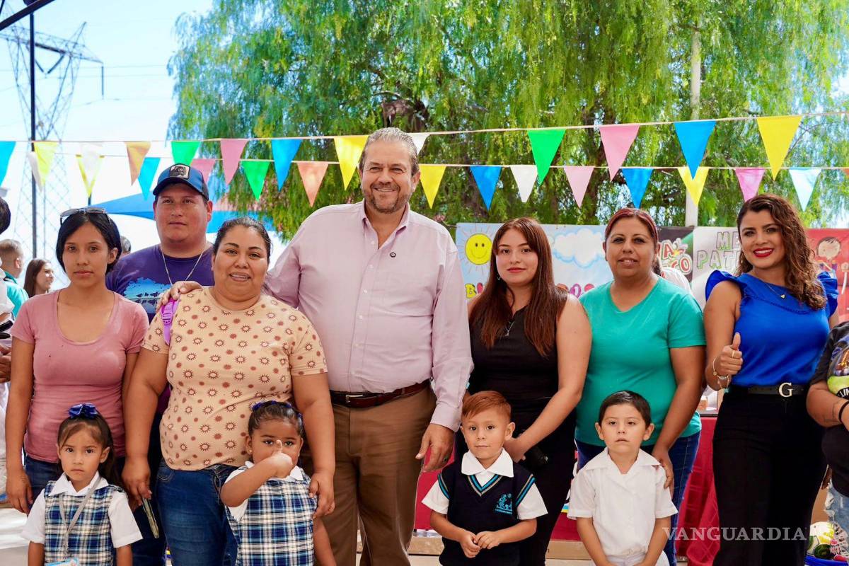 $!La entrega correspondió a la número 25 y 26 del año, con la meta de alcanzar más de 90 escuelas públicas beneficiadas en el municipio.