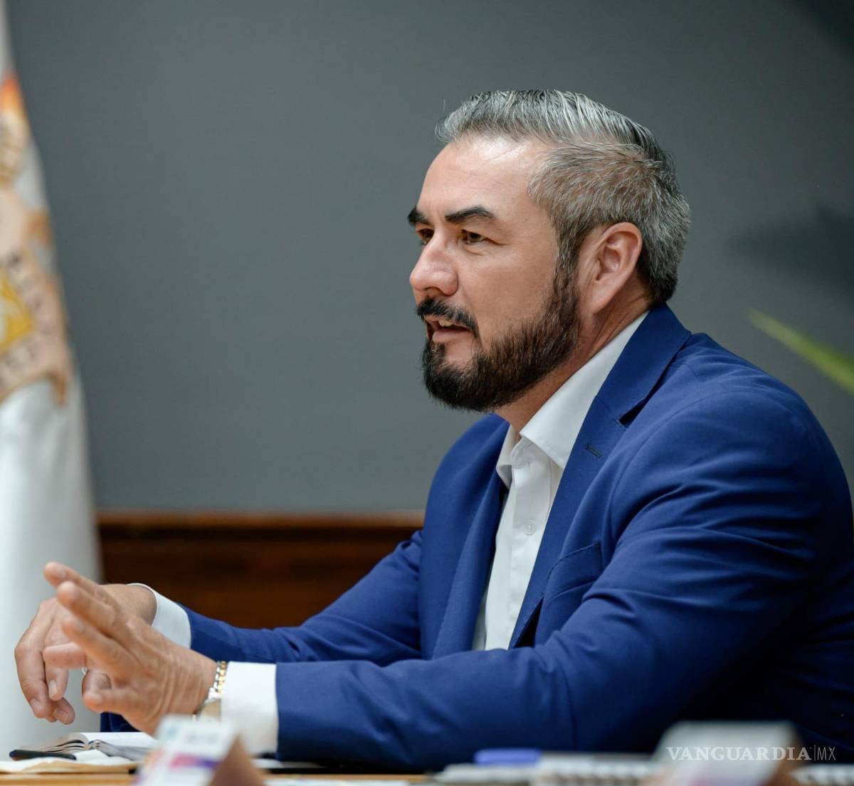 $!Roberto Velázquez Ceja, superintendente de la CFE Zona Saltillo, explicó que la falla más reciente fue provocada por una tormenta eléctrica en el sur del municipio.