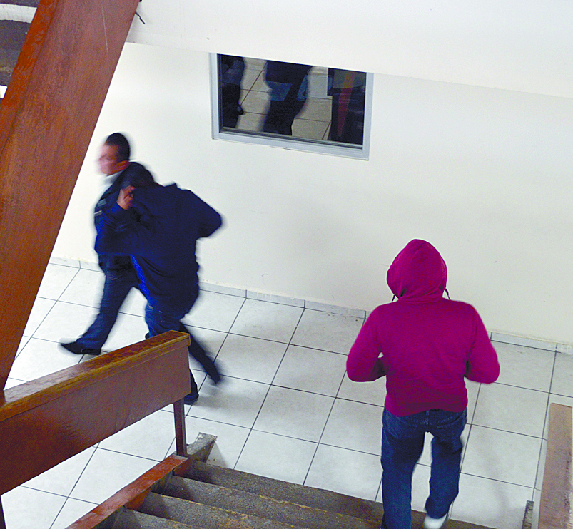 Procesan a policías de Saltillo por abuso de autoridad; audiencia por homicidio deberá esperar