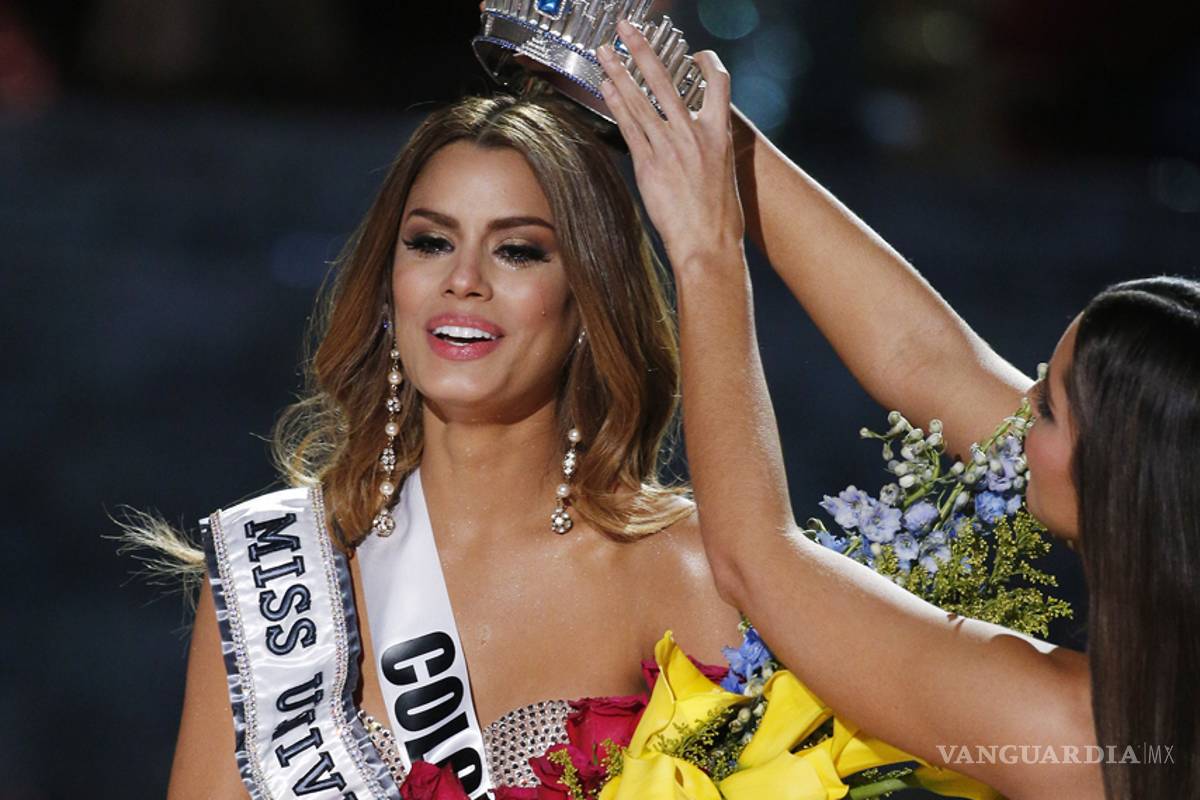 Miss Colombia pregunta en twitter si debería conceder entrevista a Steve Harvey