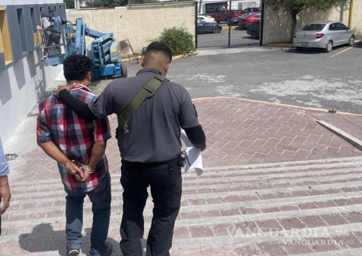 Familia de detenido en Saltillo cuestiona imparcialidad de la Pronnif en caso de custodia