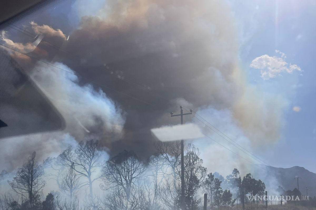 Amenazan dos incendios a Arteaga; uno fue controlado y otro sigue activo