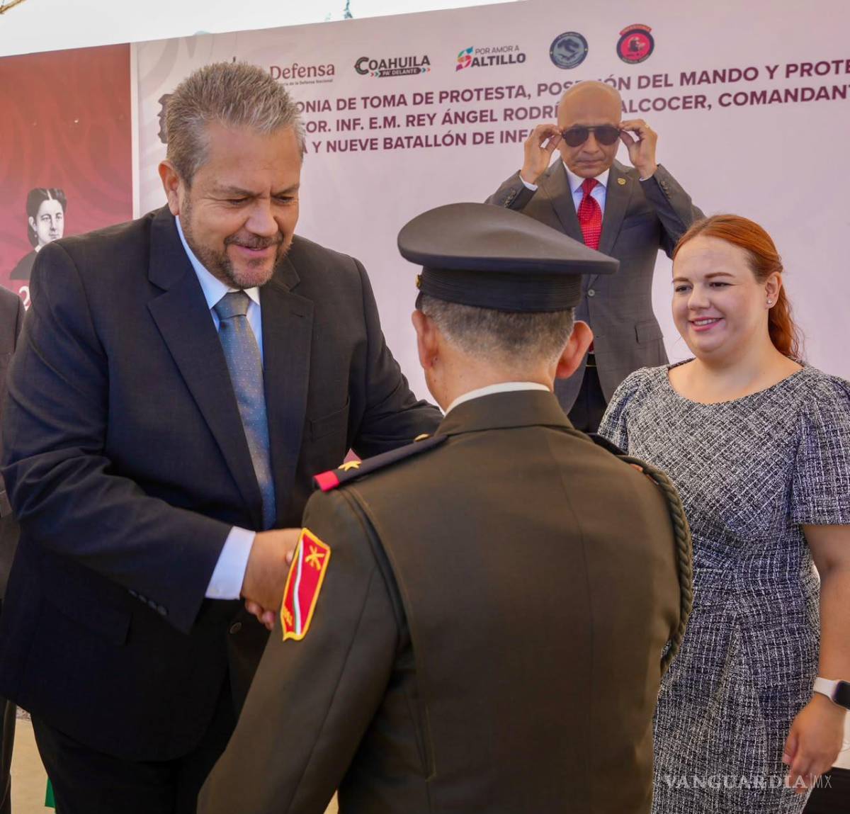 $!Autoridades civiles y militares refrendaron la coordinación institucional para fortalecer las acciones de seguridad en Ramos Arizpe.
