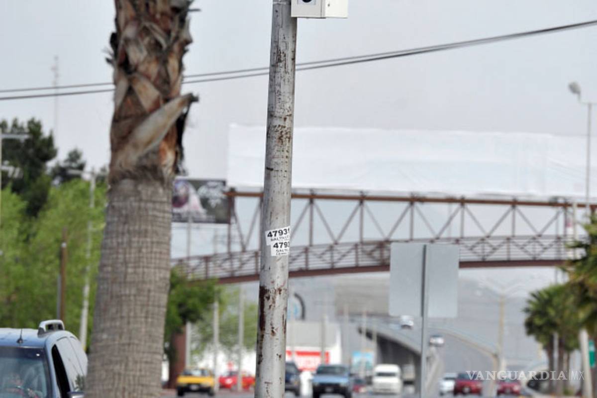 'En Saltillo siguen aplicándose las fotomultas', advierte Alcalde