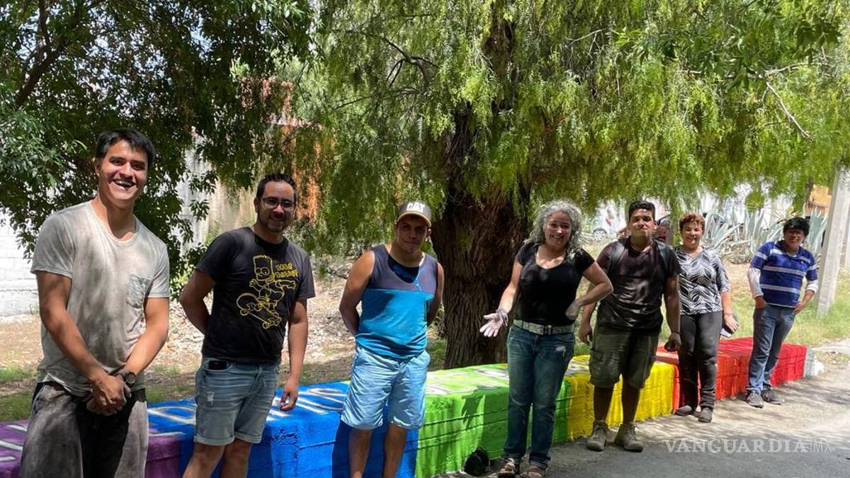 Colocan señalamientos contra la homofobia en Arroyo Urdiñola de Saltillo