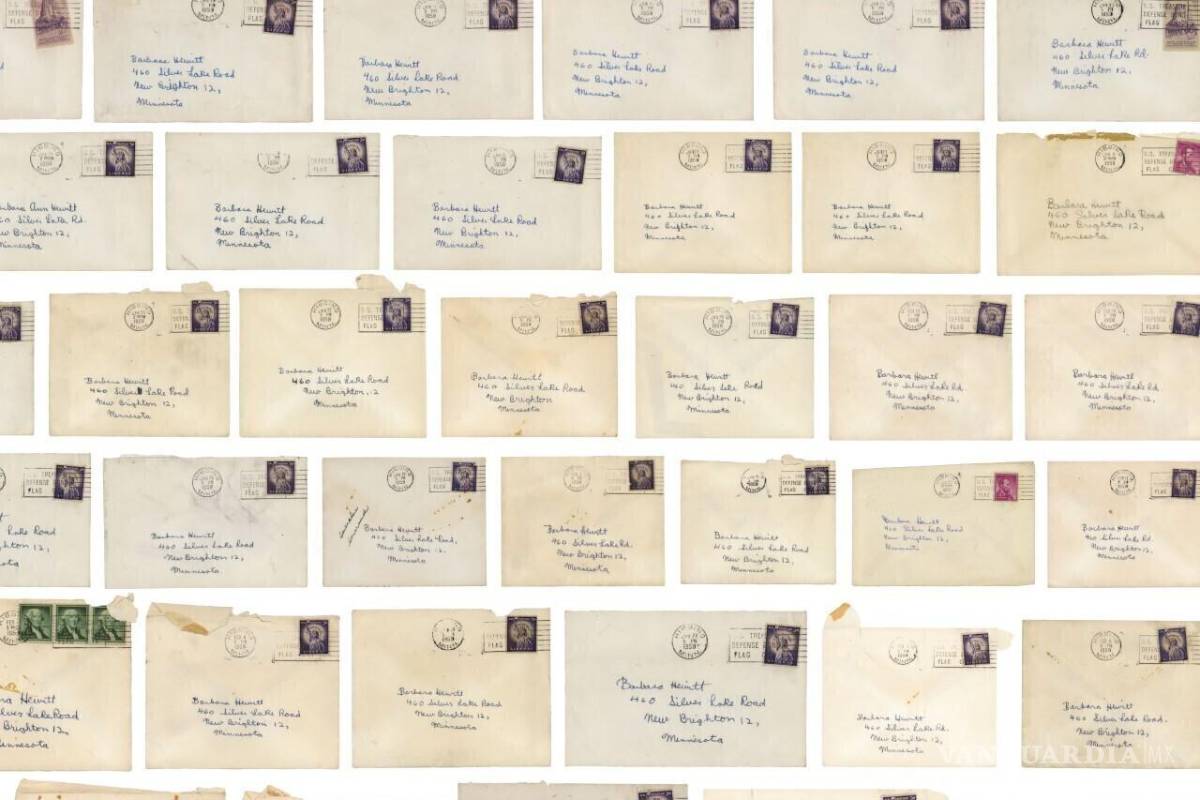 Subastan una colección de cartas de Bob Dylan por casi 670 mil dólares