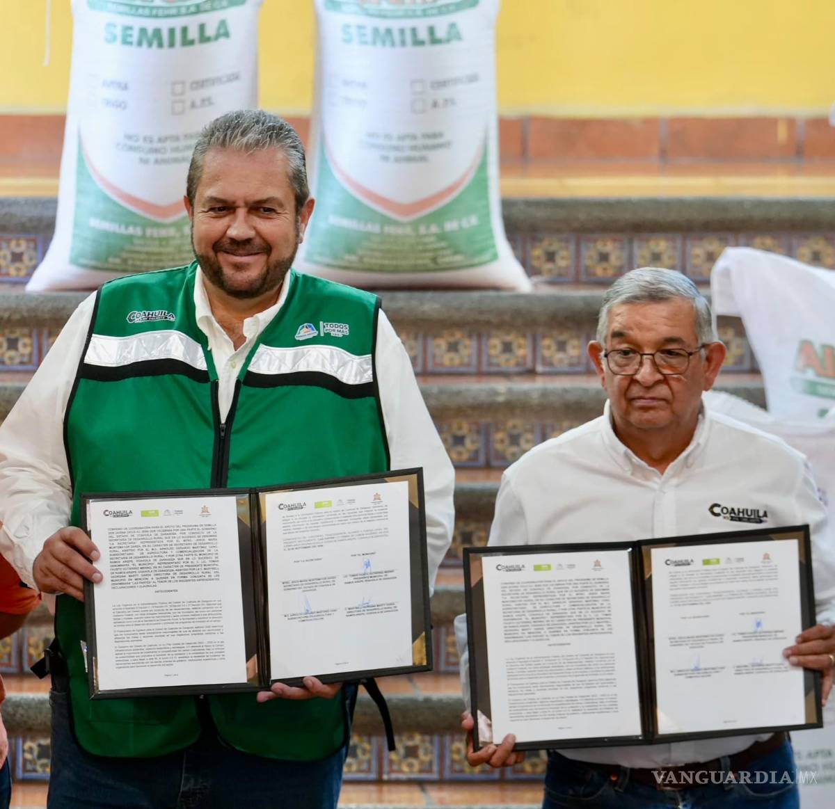 $!Mediante convenio Gobiernos estatal y municipal subsidian 50% del costo de la semilla.