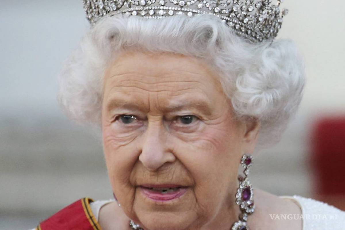 $!Cumple Isabel II 90 años sin señales de agotamiento