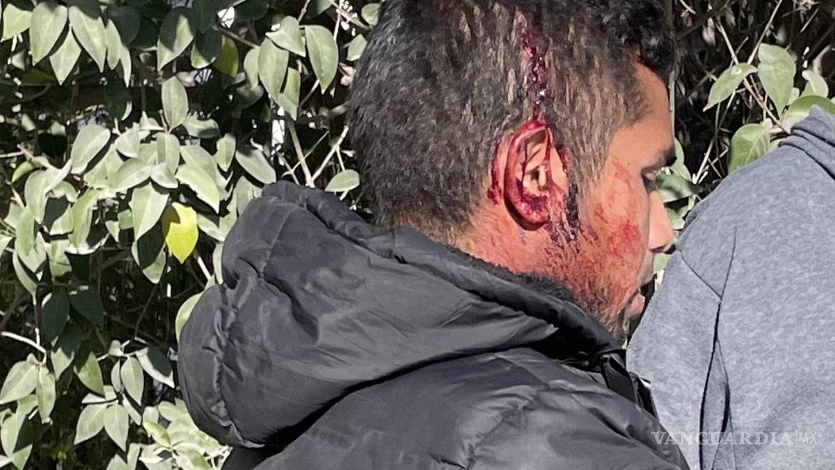 Saltillo: hombre casi termina prensado en aparatoso accidente