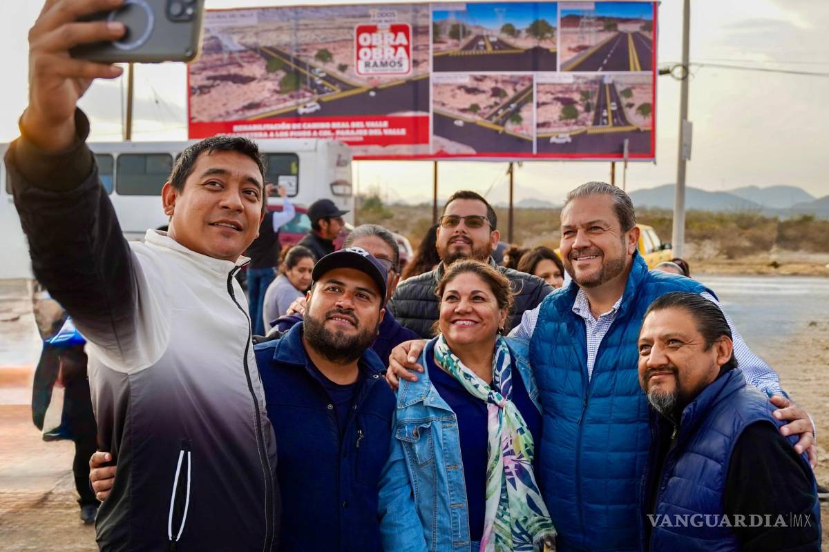 Agradecen vecinos rehabilitación del Camino Real del Valle en Ramos Arizpe