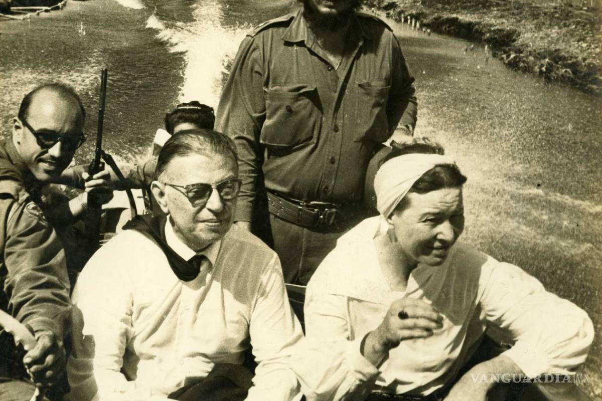 Intelectuales de izquierda y Fidel Castro marcharon juntos