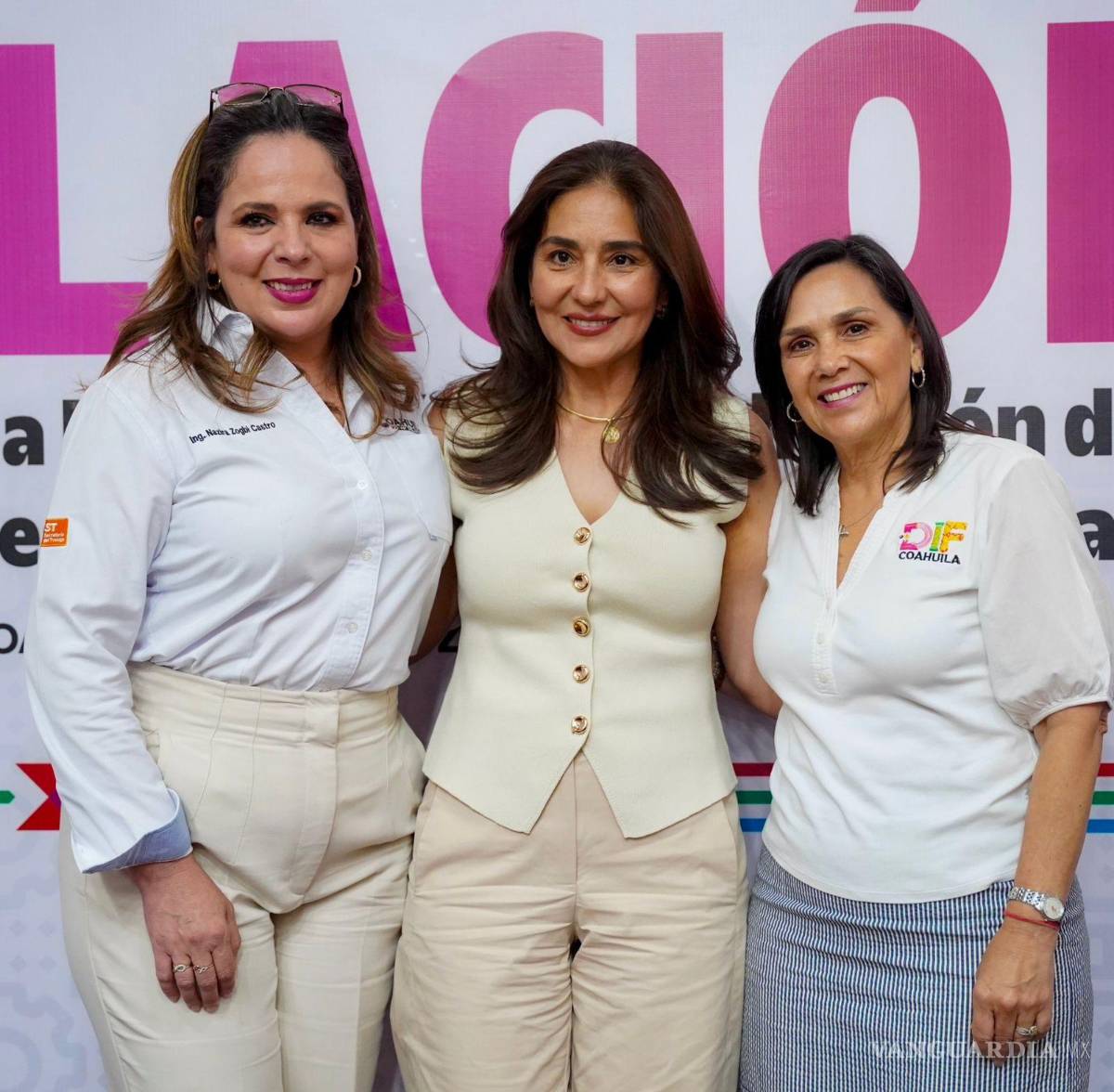 $!La presidenta honoraria del DIF Municipal, Teresita Escalante Contreras, destacó la coordinación con el DIF Coahuila.