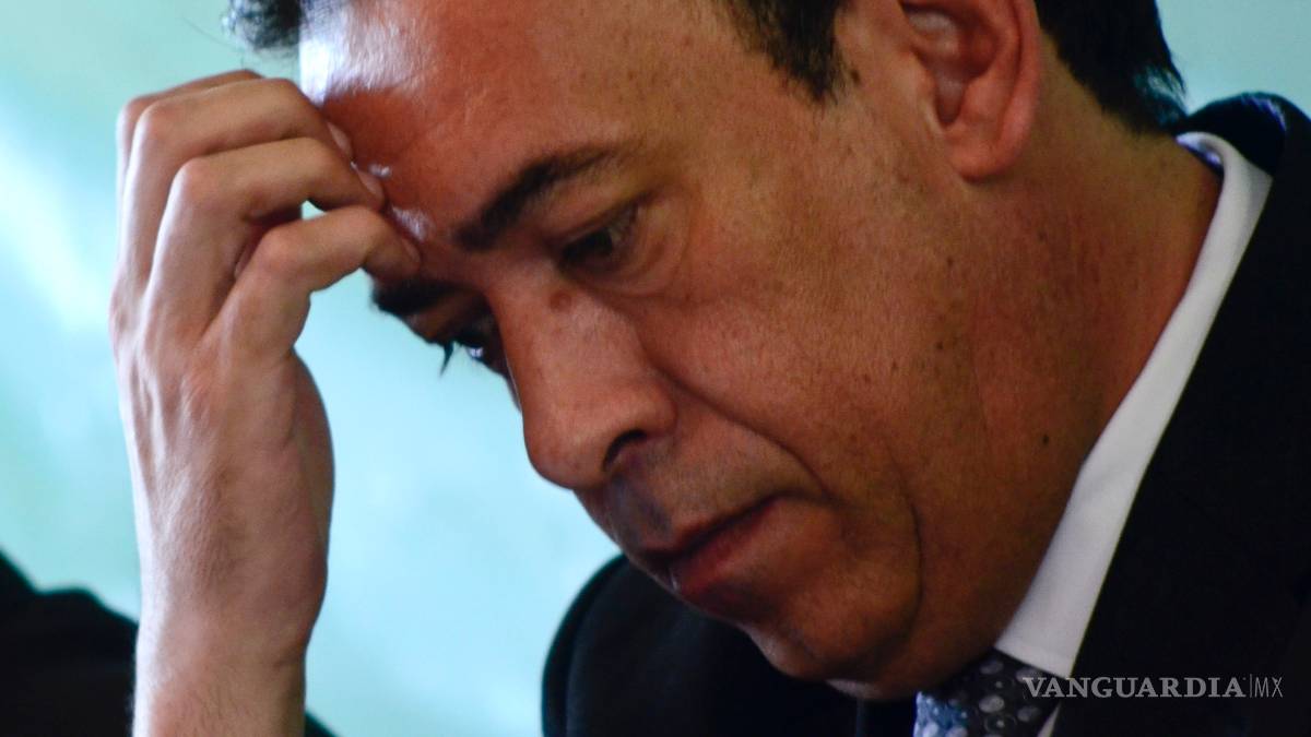 Critica lector a 'Catón' por negarse a opinar sobre el caso Moreira