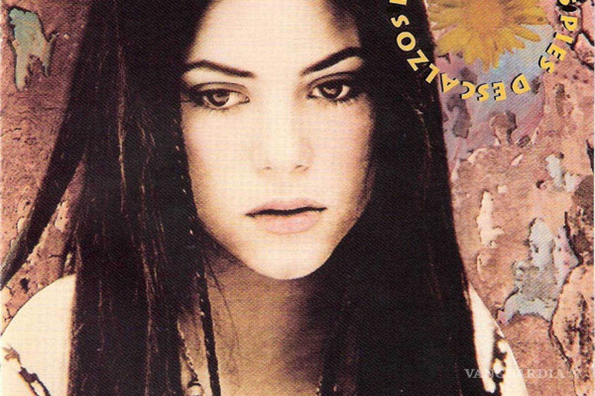 Shakira festeja 25 años del álbum "Pies descalzos"