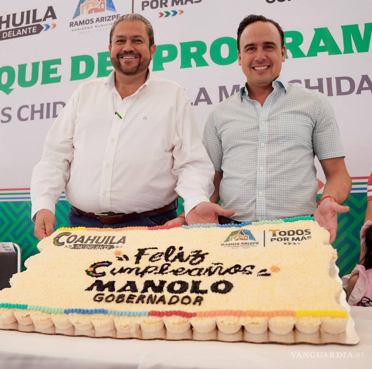 $!Durante el evento, se celebró el cumpleaños del gobernador Manolo Jiménez.