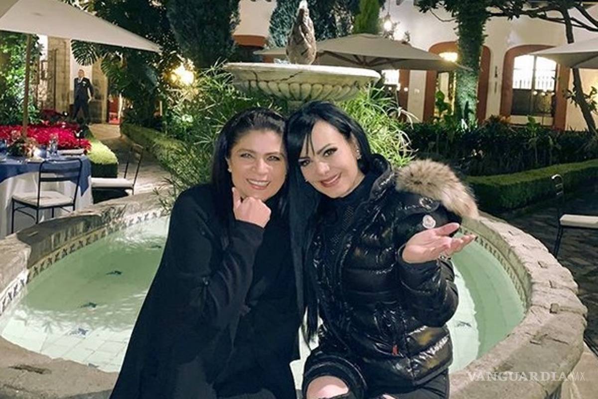 Maribel Guardia protagonizará beso lésbico con Victoria Ruffo