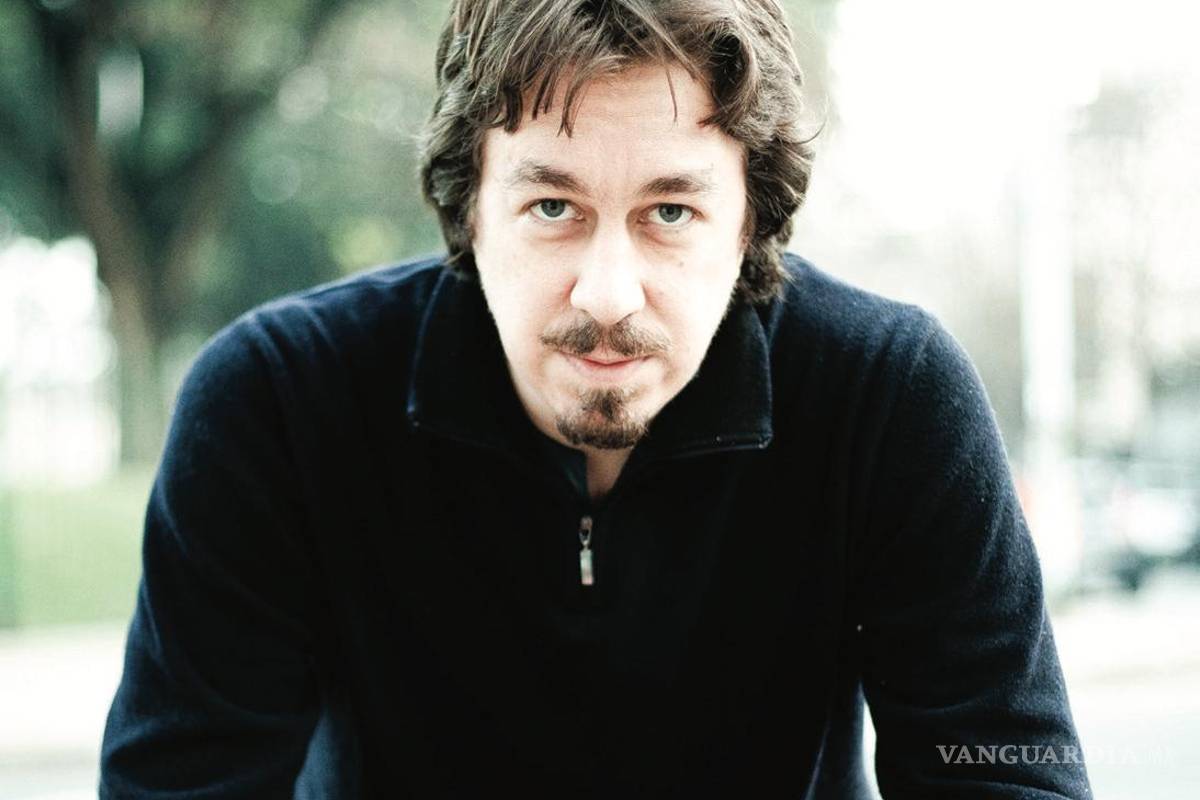 'La literatura nos salvó', asegura el escritor argentino Pedro Mairal al presentar nuevo libro de cuentos