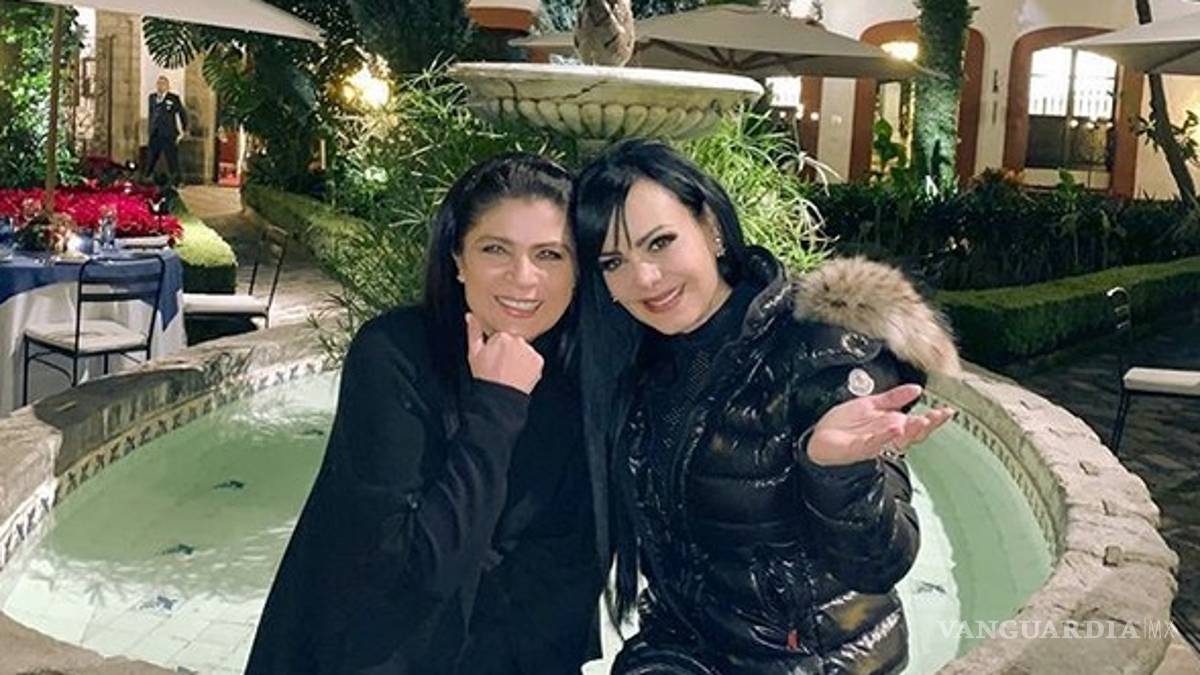 Maribel Guardia protagonizará beso lésbico con Victoria Ruffo