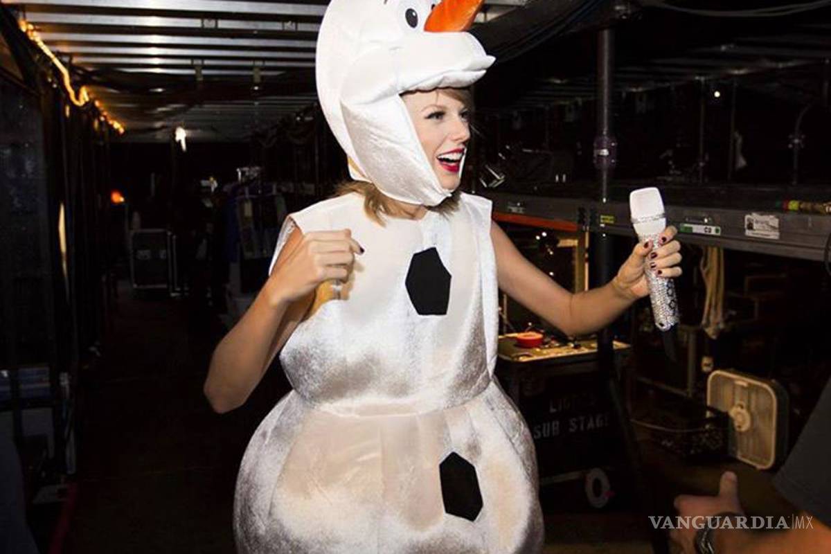 Taylor Swift se convierte en Olaf y cantó 'Let it go' (VIDEO)