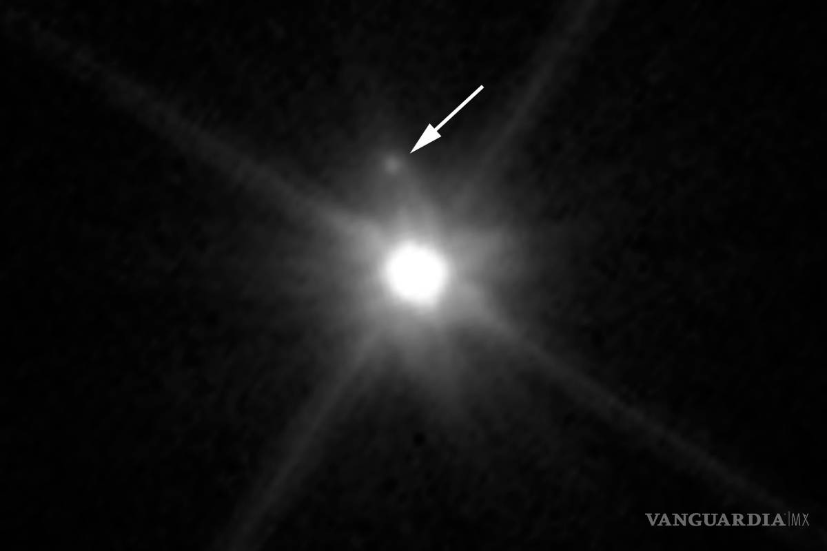Telescopio Hubble detecta pequeña luna en planeta enano